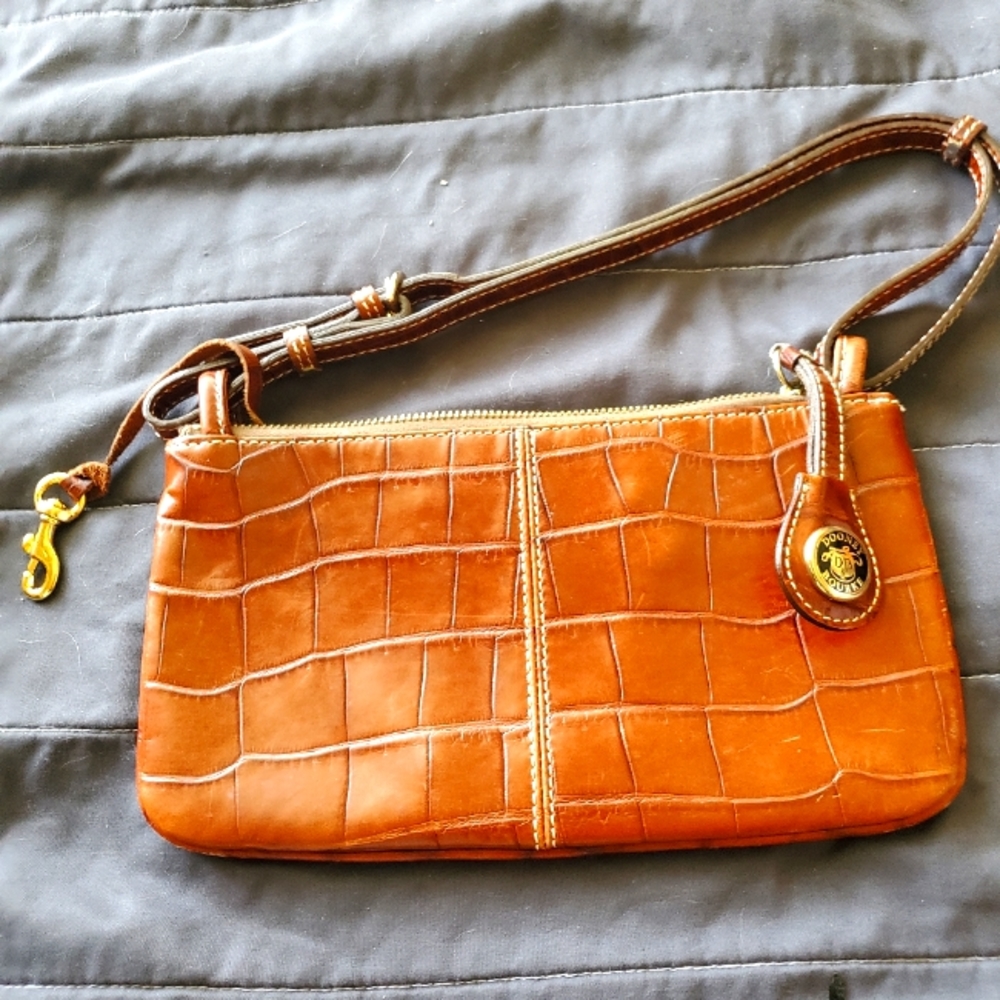 Leather wristlet